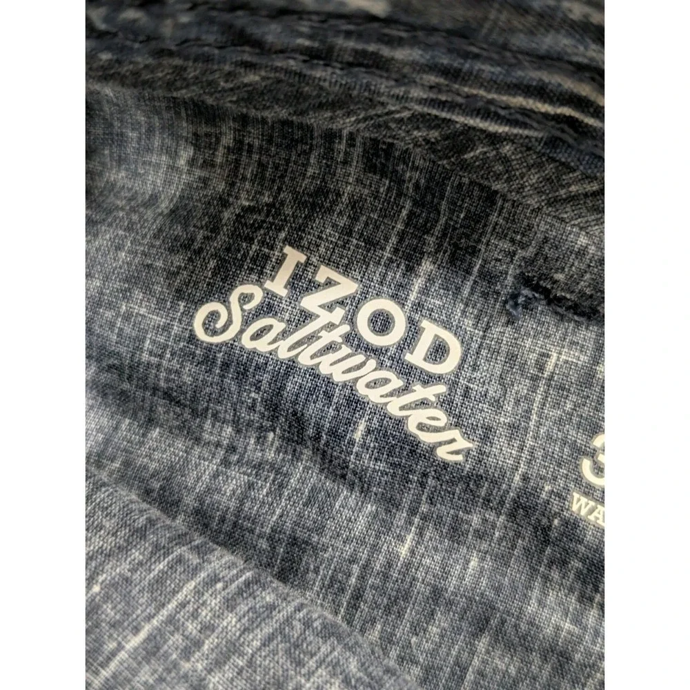Izod saltwater shorts
